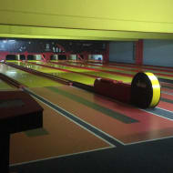 Kuglana Zetra, a very retro bowling alley